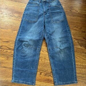 New Barrel Denim  Cropped Jeans Pants Barrel Hi Waist Size 2